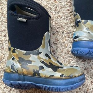Toddler BOGS Winter Boots Sz 9